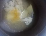 Potato and cauliflower soup (7 months +) রেসিপির ধাপ 1 ছবি