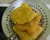 Foto langkah ke 5 dari resep Tempe Mendoan.