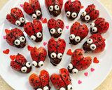 A picture of step 8 of Ladybug strawberries.