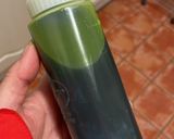 A picture of step 4 of Wild garlic oil.