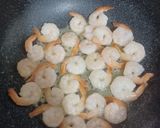 รูปขั้นตอนการทำที่ 1 ของ Wrap กุ้งย่าง ใช้แป้งโรตีสายไหม