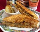 A picture of step 8 of Mayo-Schezwan-Potato Toasted Sandwich.