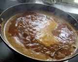 A picture of step 2 of Spicy sprouted misal pav.