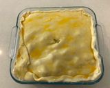 A picture of step 6 of Chicken, pancetta and leek pie.