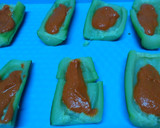 Foto del paso 5 de la receta: Calabacín con crema de piquillo y langostino