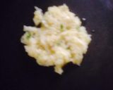 A picture of step 4 of Potato rosti pizza.