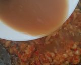 A picture of step 4 of Okra in sweet chilli sauce.