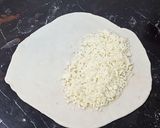 A picture of step 3 of Cheese Paratha.