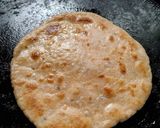 A picture of step 5 of Sattu Paratha.