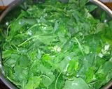 Foto del paso 1 de la receta: QUELITES CON CEBOLLA A LA Mario's