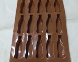 Foto del paso 1 de la receta: Bombones de chocolate (hechos con la nieta)