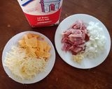 A picture of step 1 of Spaghetti with Cream Cheese Sauce.