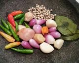 Foto langkah ke 1 dari resep Rica-rica ayam.