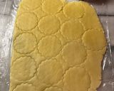 Foto del passaggio 5 della ricetta Occhio di bue con confettura di uva fragola