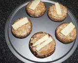 Foto del paso 4 de la receta: Callampas portobello rellenas con puré de papa rústico al ajillo