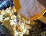 A picture of step 3 of Moong daal coconut kalash halwa.