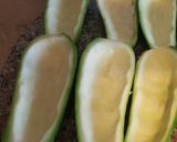 Foto del paso 2 de la receta: Calabacitas rellenas en caldillo de jitomate