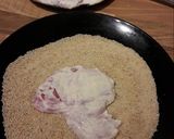 Mustáros-tejfölös bundában sült csirkemell recept fázis 3 fotója