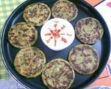 A picture of step 6 of Aloo methi thepla.