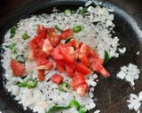 A picture of step 3 of Egg kothu chapati.