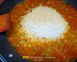 Foto del paso 4 de la receta: Arroz de langostinos y mejillones al aromas de Montilla moriles