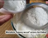 Foto langkah ke 2 dari resep Kue semprit gluten free.