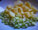 Foto del paso 6 de la receta: Pollo guisado con judías verdes a la aroma de tomillo limonero