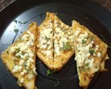 चीझी ऑम्लेट ब्रेड (cheese omelette bread recipe in marathi) रेसिपी स्टेप 7 फोटो 