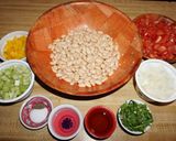 Foto del paso 1 de la receta: Ensalada de porotos blancos con tomates. Jon style