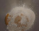 Foto langkah ke 1 dari resep Fancy Japanese Milk Bread.
