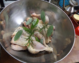 Foto del paso 1 de la receta: Picantón de campo en cocotte