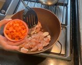 รูปขั้นตอนการทำที่ 4 ของ ไก่ผัดต้นหอม