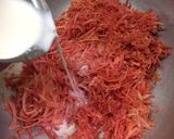 A picture of step 2 of Gajar ka halwa.