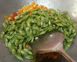 Foto langkah ke 7 dari resep Sayur tumis pelangi😁.