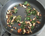 Foto del paso 3 de la receta: Pizzetas de coliflor con pavo y verduritas
