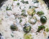 Foto del paso 7 de la receta: Repollitos de Bruselas y Hongos🍄🍄🍄en Crema