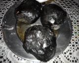 A picture of step 2 of Punjabi Baingan bharta.