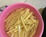 Foto langkah ke 1 dari resep Kentang goreng.