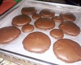 Foto langkah ke 9 dari resep Macaroon Kacang Coklat/Makaron tanpa tepung almond.