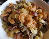 Foto del paso 2 de la receta: Pasta con salsa toscana