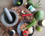 A picture of step 1 of Thai green Papaya salad.