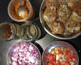 A picture of step 3 of Pizza puri.