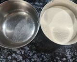 A picture of step 1 of Pizza Bomb 💣.