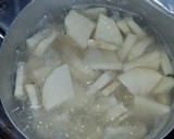 A picture of step 3 of Yam and egg with cabbage source.