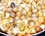 Foto del paso 6 de la receta: Caracoles fritos al ron