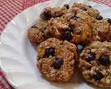 Foto langkah ke 6 dari resep Banana Oat Chocochips Cheewy Cookies (3bahansaja).