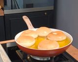 Foto langkah ke 5 dari resep Donut mochi viral!.