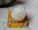 Foto langkah ke 3 dari resep Iced Matcha Latte (No Sugar, Diet Friendly).