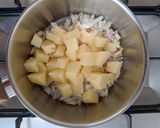 A picture of step 1 of Leek & Potato Soup.