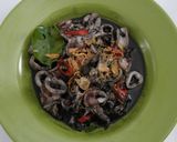 Foto langkah ke 4 dari resep Cumi Tinta Hitam (Black Squid).